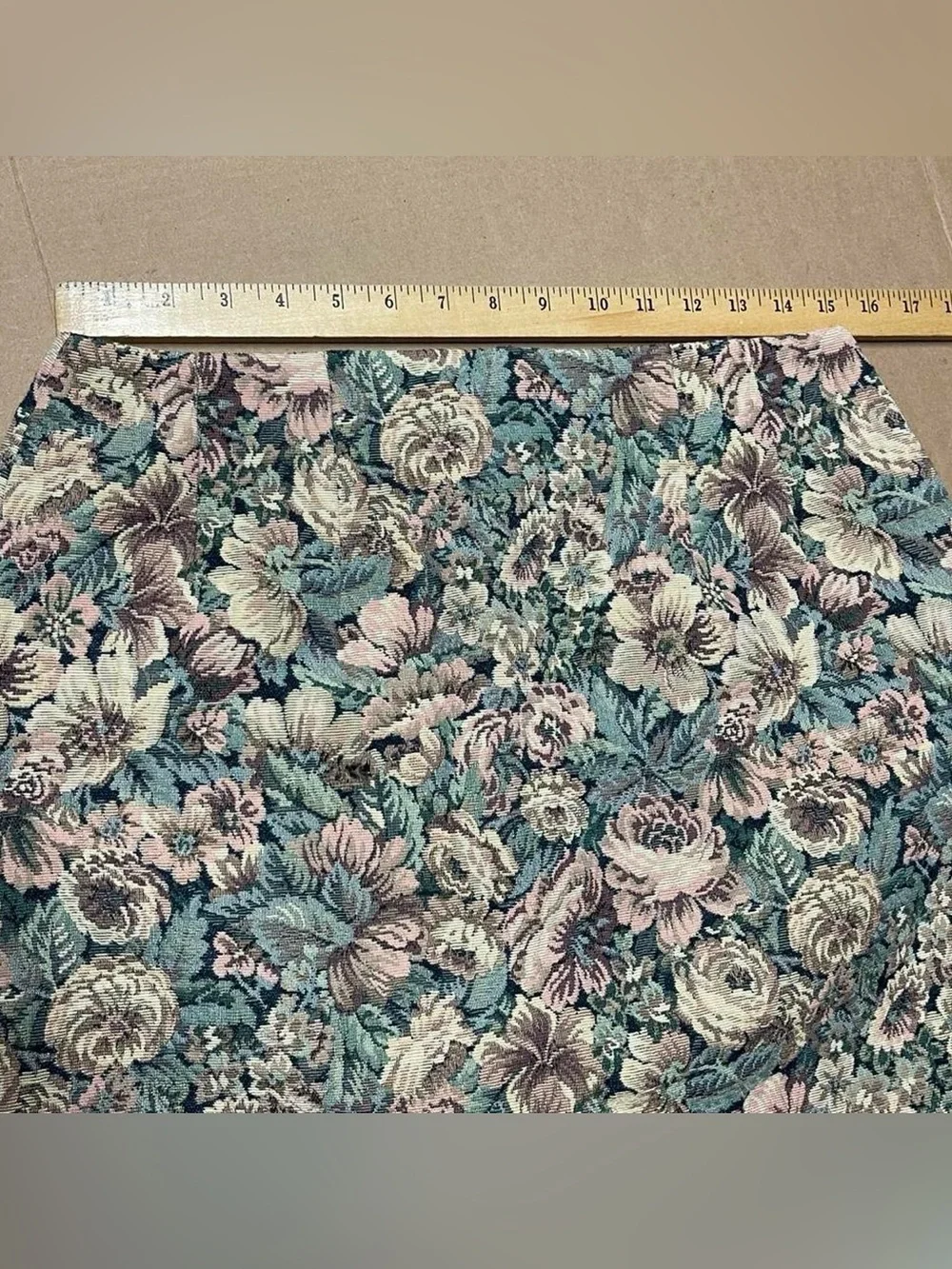 Vintage 90s Floral Tapestry Pencil Skirt Made In USA Size 14 Zip Up w/ Slit
